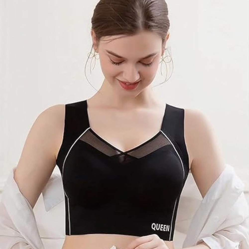 Black Women's sports bra